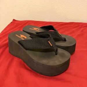 Size 11 y2k chunky platform flip flops rocket dog